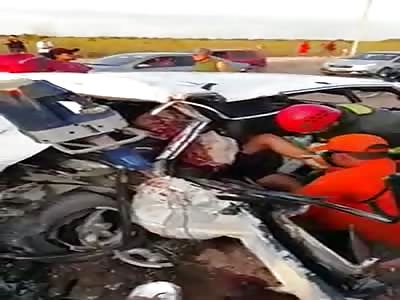 SHOCKING: TRAFFIC ACCIDENT WITH SEVERAL VICTIMS