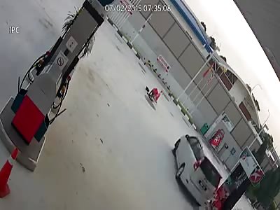 MAN AT WORK IS RUN OVER