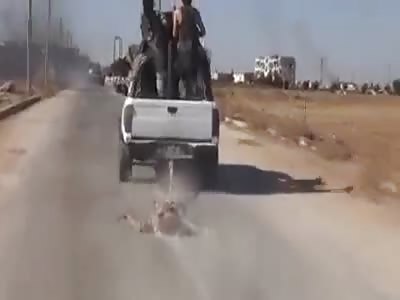 Terrorists Dragging Terrorist in Syria (FSA vs ISIS) 