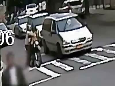Two Thugs Viciously Attacked Biker In The Bronx 