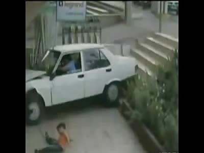 Driver Swerves to Miss Dog and Hits Kid accident