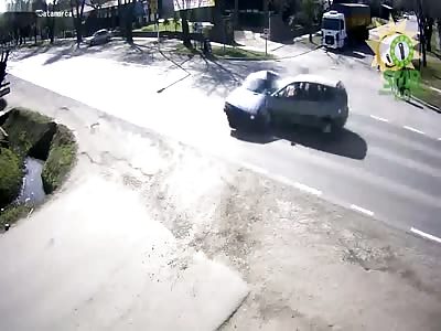  Shocking crash between cars