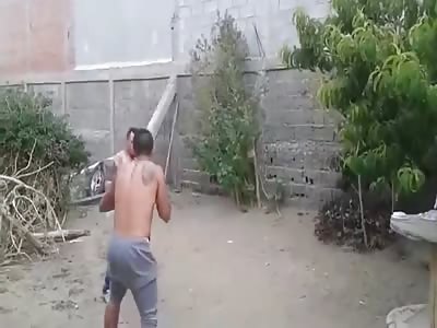 Street Fight Ends With A Superman Punch Knockout!