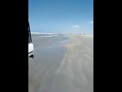 2 Men Found Dead in Their Car on the Beach. 