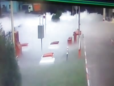 Propane leak and an explosion at a Gas Station
