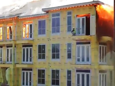 Wild ladder rescue at massive fire