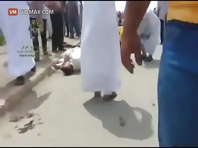 After Prayers Iraqi Shiite Militia ambush a group of Sunni Muslims and execute them in the streets