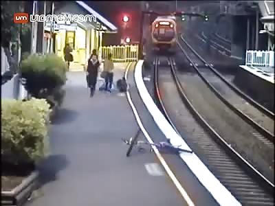 Guy gets run over by train and somehow escapes unscathed 