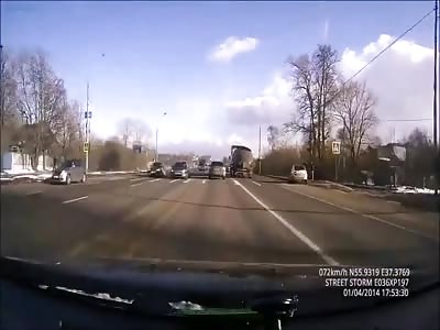 Cars get smashed by a truck in Russia